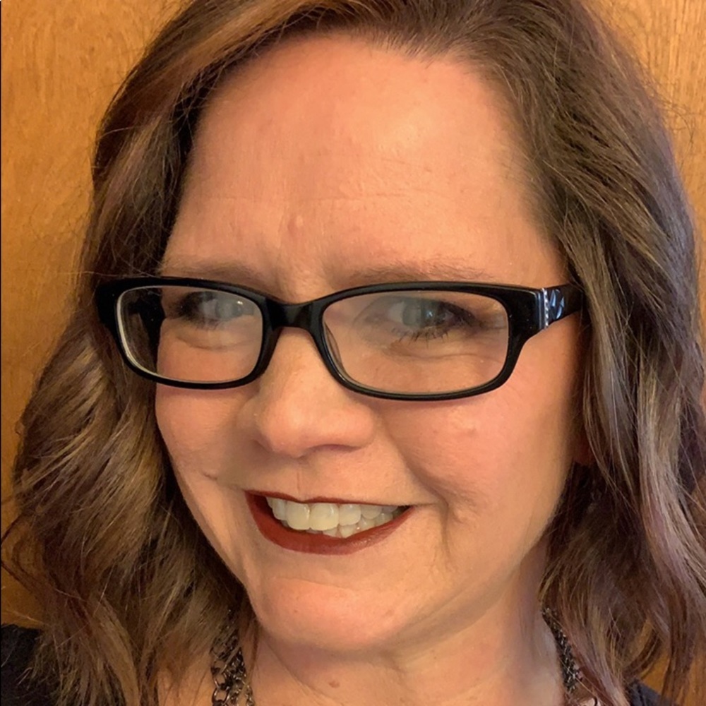 Meet your Posher, Christy